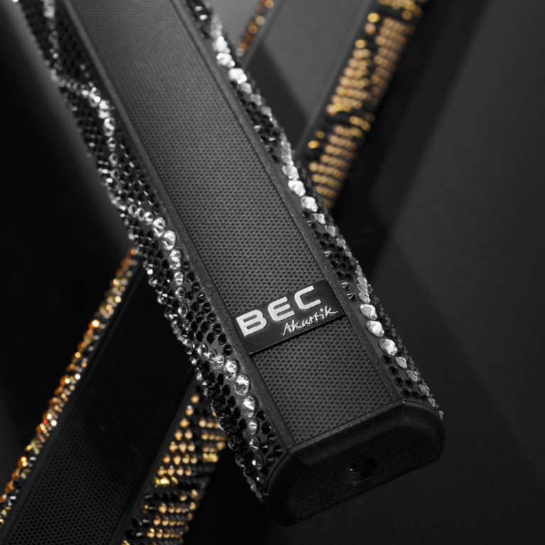 BEC Akustic_Still_Life_2cross_black_close